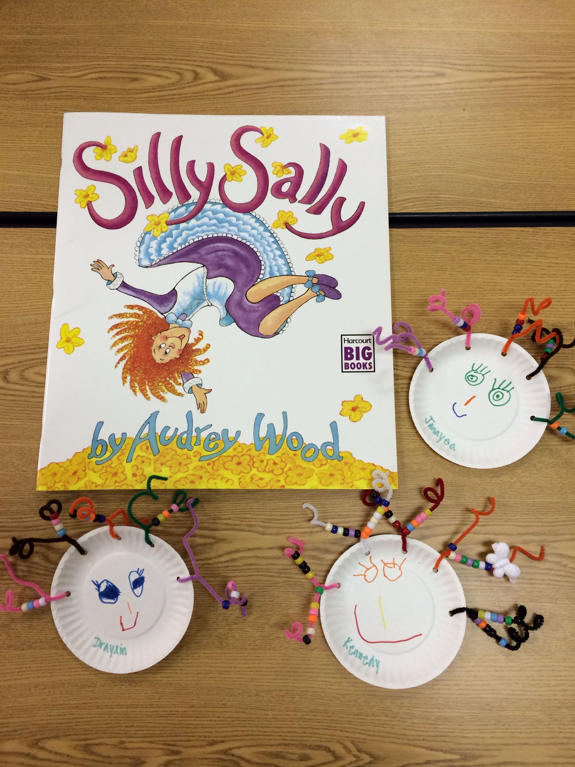 Preschool Crafts Activities
 Silly Sally preschool art project