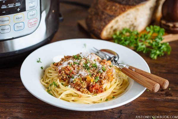 Pressure Cook Spaghetti
 Pressure Cooker Spaghetti Bolognese • Just e Cookbook