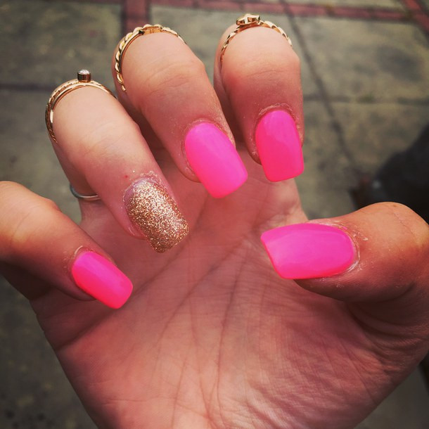 Pretty Fake Nails
 acrylic cute fake nails girly gold love lush nail
