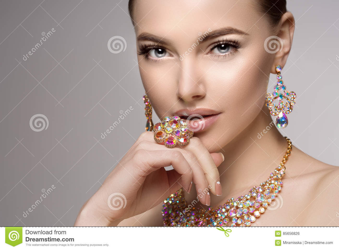 Pretty Woman Necklace
 Beautiful Woman In A Necklace Earrings And Ring Model In