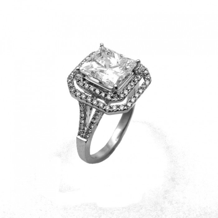 Princess Cut Double Halo Engagement Rings
 Princess Cut and Double Halo Diamond Engagement Ring