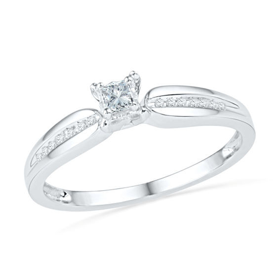 Princess Cut Promise Rings
 1 6 CT T W Princess Cut Diamond Promise Ring in 10K