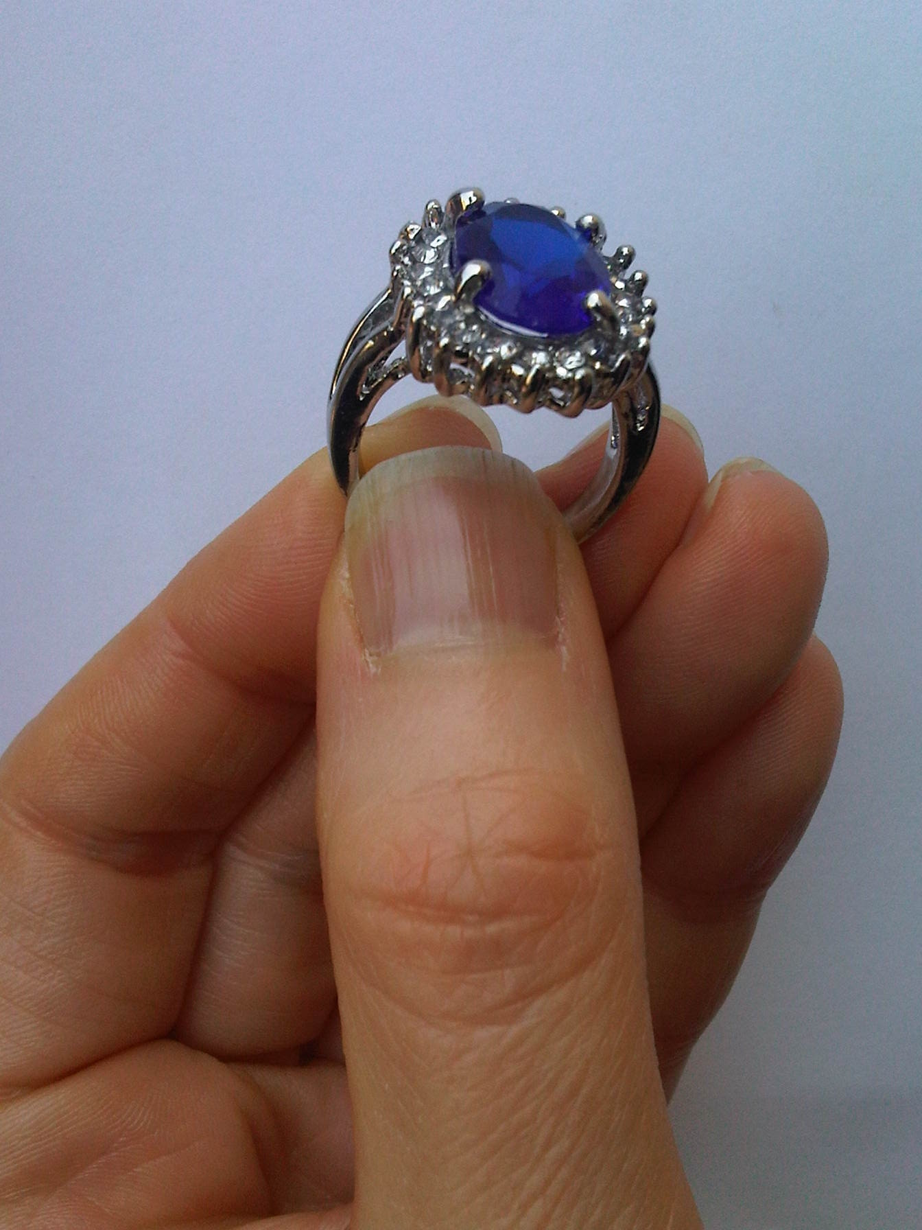 Princess Kate Wedding Ring
 Prince Williams Gives Princess Diana’s Earrings to Kate