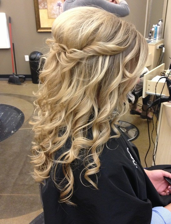 Prom Hairstyle Curls
 16 Beautiful Prom Hairstyles for Long Hair 2015 Pretty