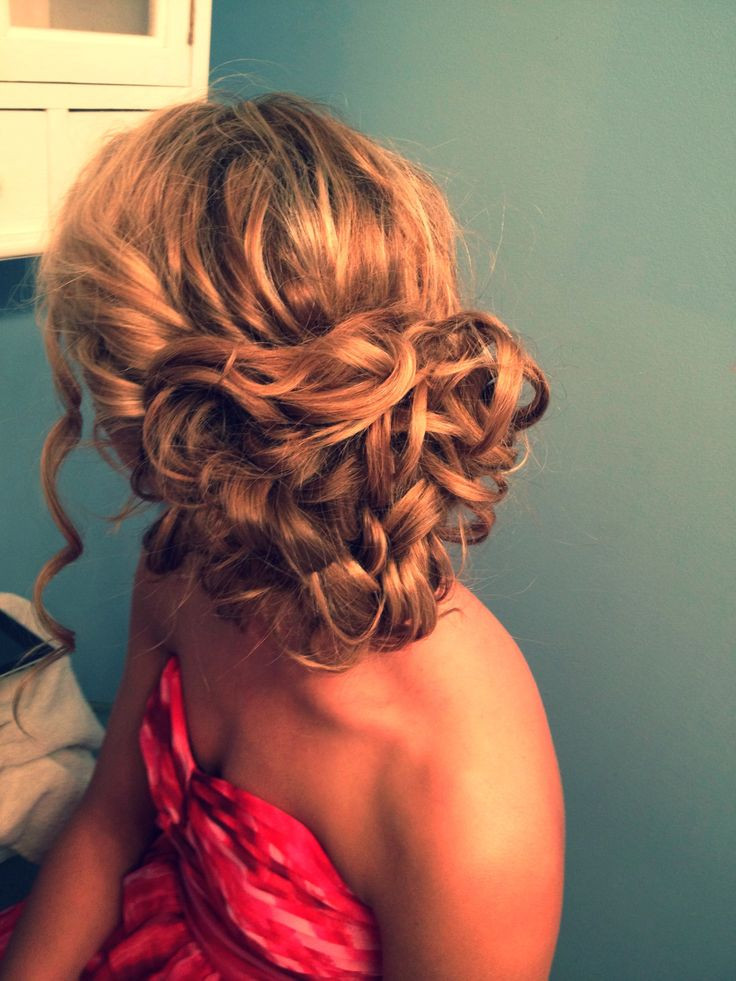 Prom Hairstyle Curls
 Curly Hairstyles For Prom Party Fave HairStyles