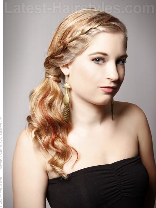 Prom Hairstyle To The Side
 29 Prom Hairstyles for Long Hair That Are Gorgeous