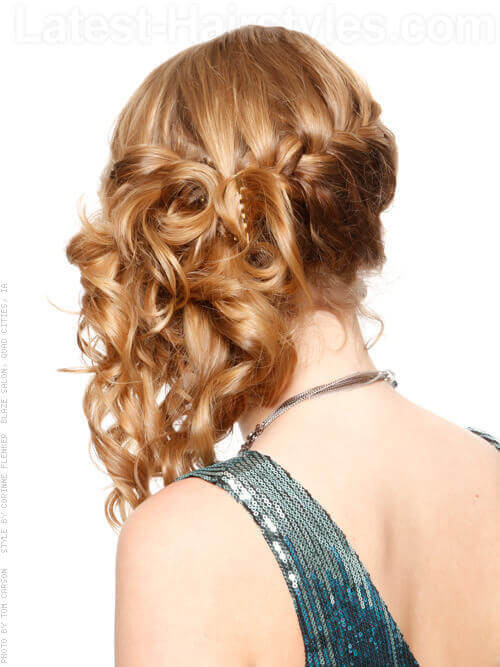 Prom Hairstyle To The Side
 38 Cute Prom Hairstyles Guaranteed to Turn Heads