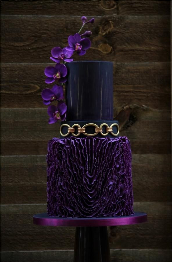 Purple And Gold Wedding Theme
 Wedding Theme Purple Black And Gold Wedding Cake
