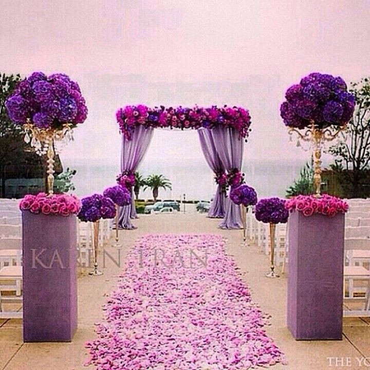 Purple And Gold Wedding Theme
 Make Your Special Day Awesome With These Amazing Wedding