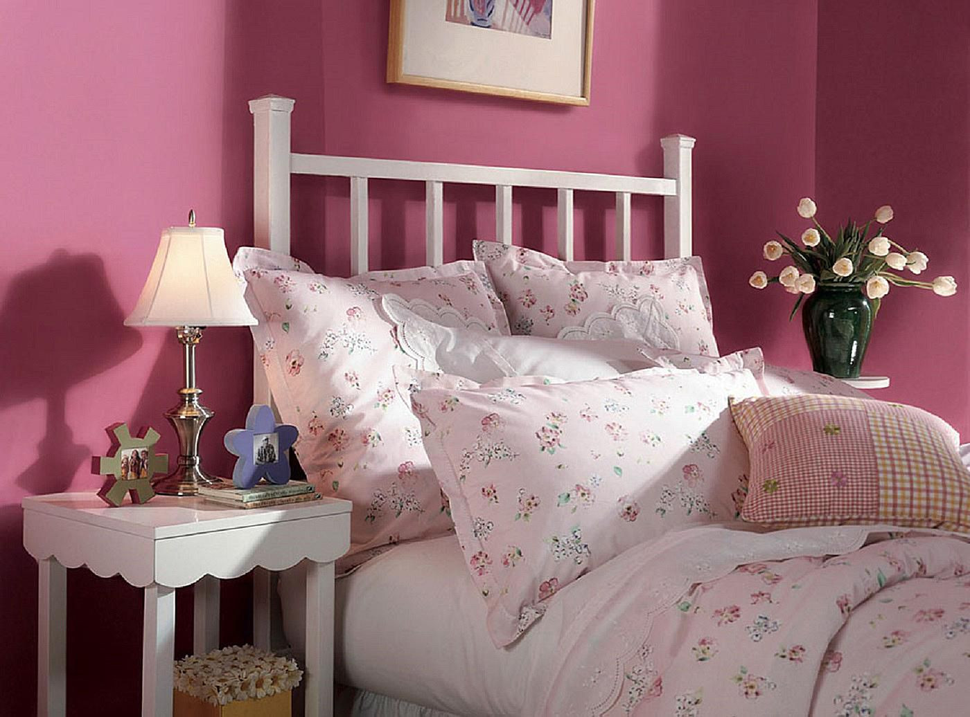 Purple Paint Color For Bedroom
 10 Great Pink and Purple Paint Colors for the Bedroom