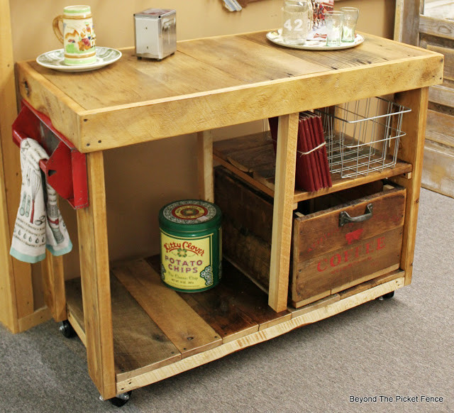 Reclaimed Wood Kitchen Island DIY
 Beyond The Picket Fence Reclaimed Wood Island