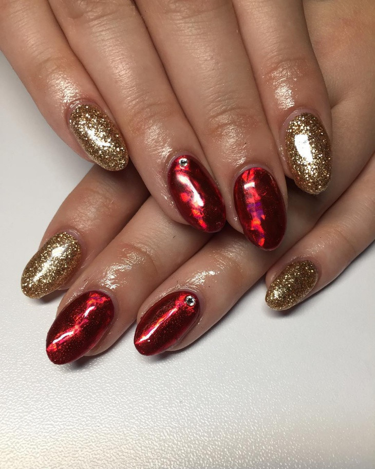 Red And Gold Nail Designs
 26 Red and Gold Nail Art Designs Ideas