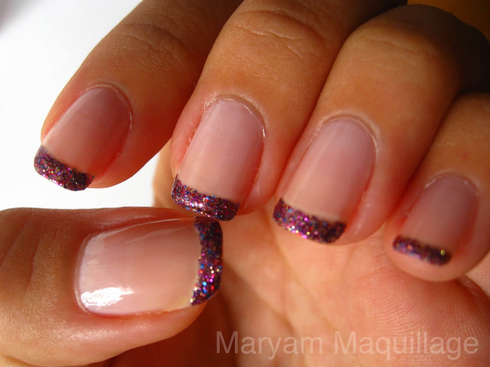 Red Glitter Tips Nails
 Maryam Maquillage Rockstar Pink Nail Tips
