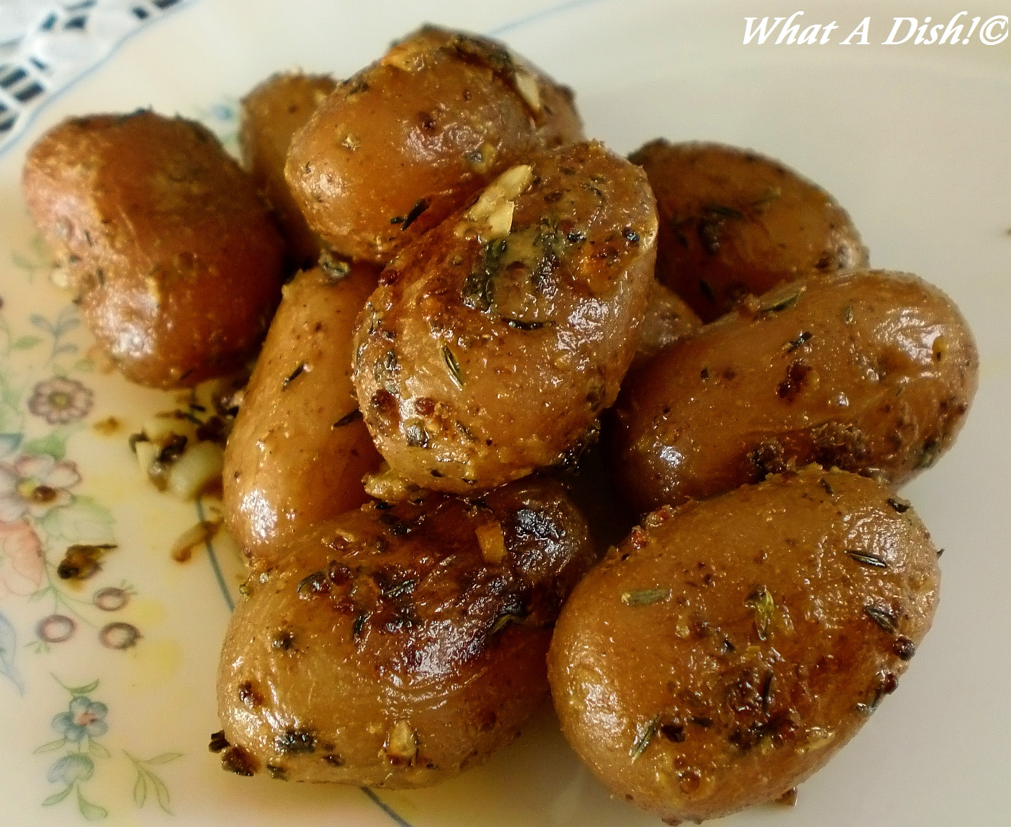 Roasted Baby Potatoes Recipes
 What A Dish Garlic Roasted Baby Potatoes