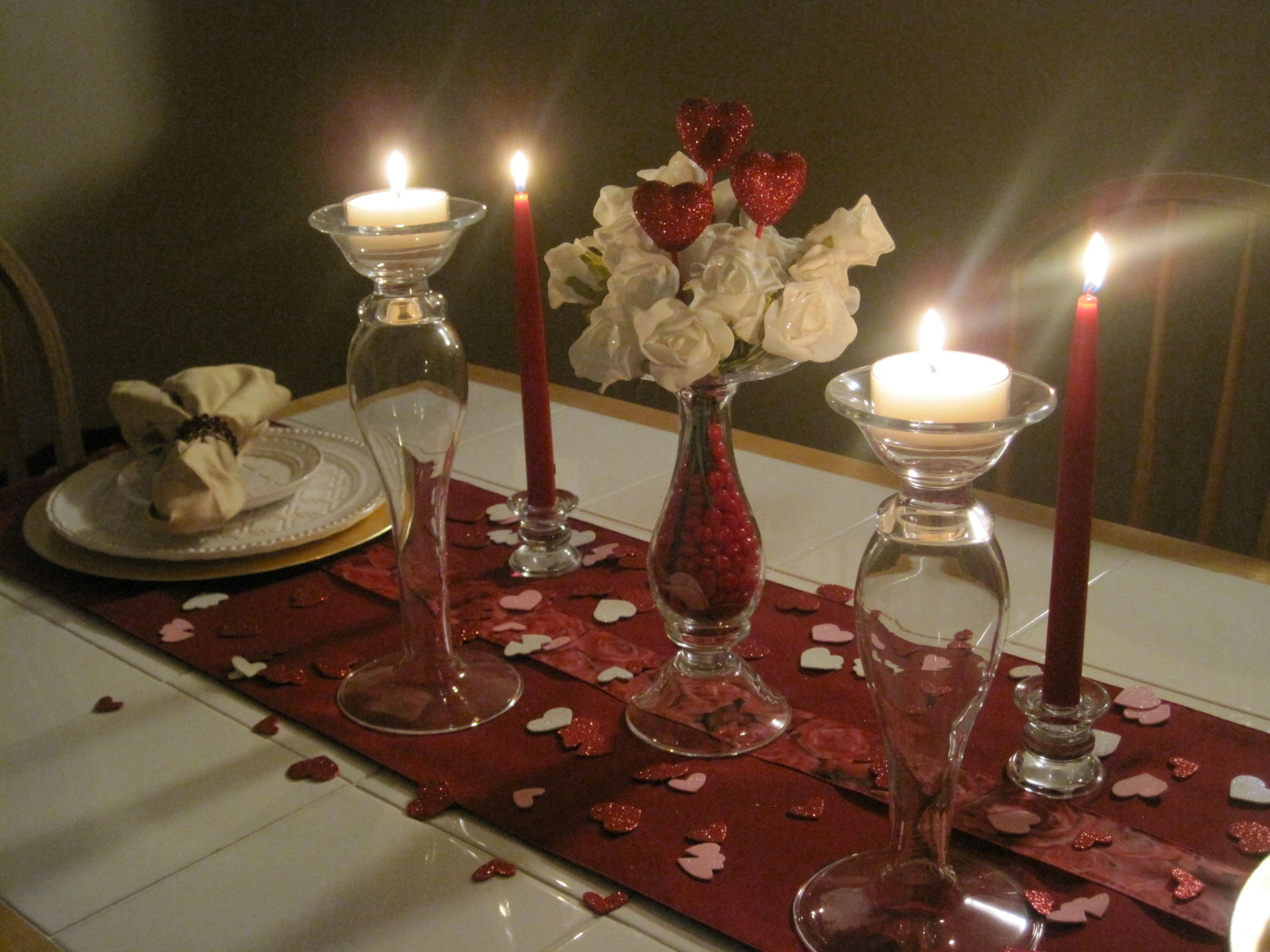 Romantic Valentines Dinners
 Keeppy 100 Ideas for Your Romantic Valentine Dinner