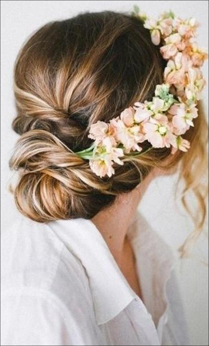 Romantic Wedding Hairstyles
 23 Evergreen Romantic Bridal Hairstyles