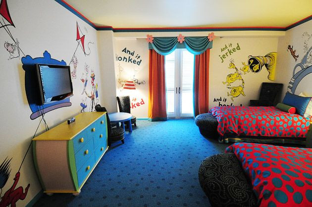Room Tour Kids
 Hotel Room Tour Dr Seuss Kids’ Suites at Portofino Bay