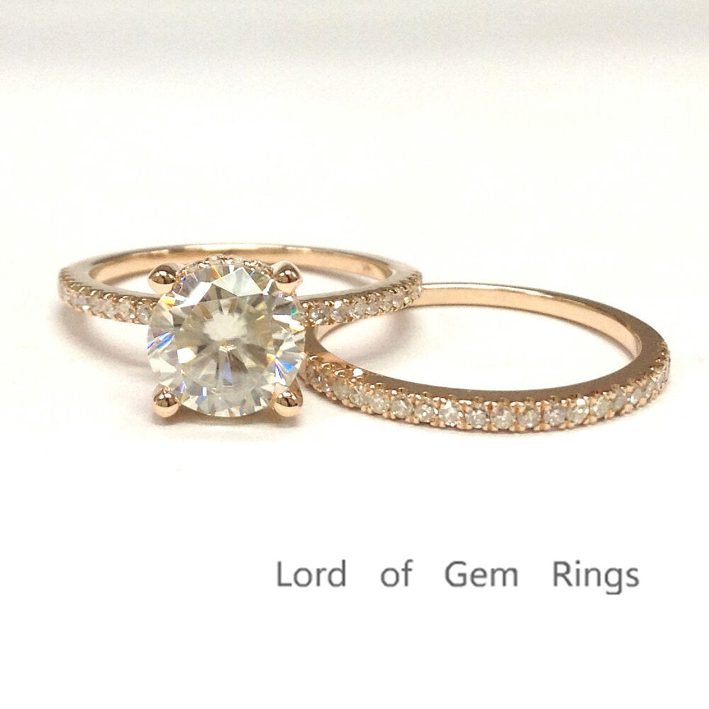 Rose Gold Wedding Band Sets
 7mm Round Moissanite Engagement Wedding Diamonds 2 Ring