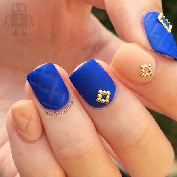 Royal Blue And Gold Nail Designs
 81 Cool Royal Blue Nail Art Design Ideas For Trendy Girls