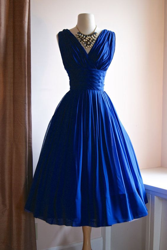 Royal Blue Wedding Dresses
 2016 Vintage Tea Length 1950s Royal Blue Ruched Chiffon