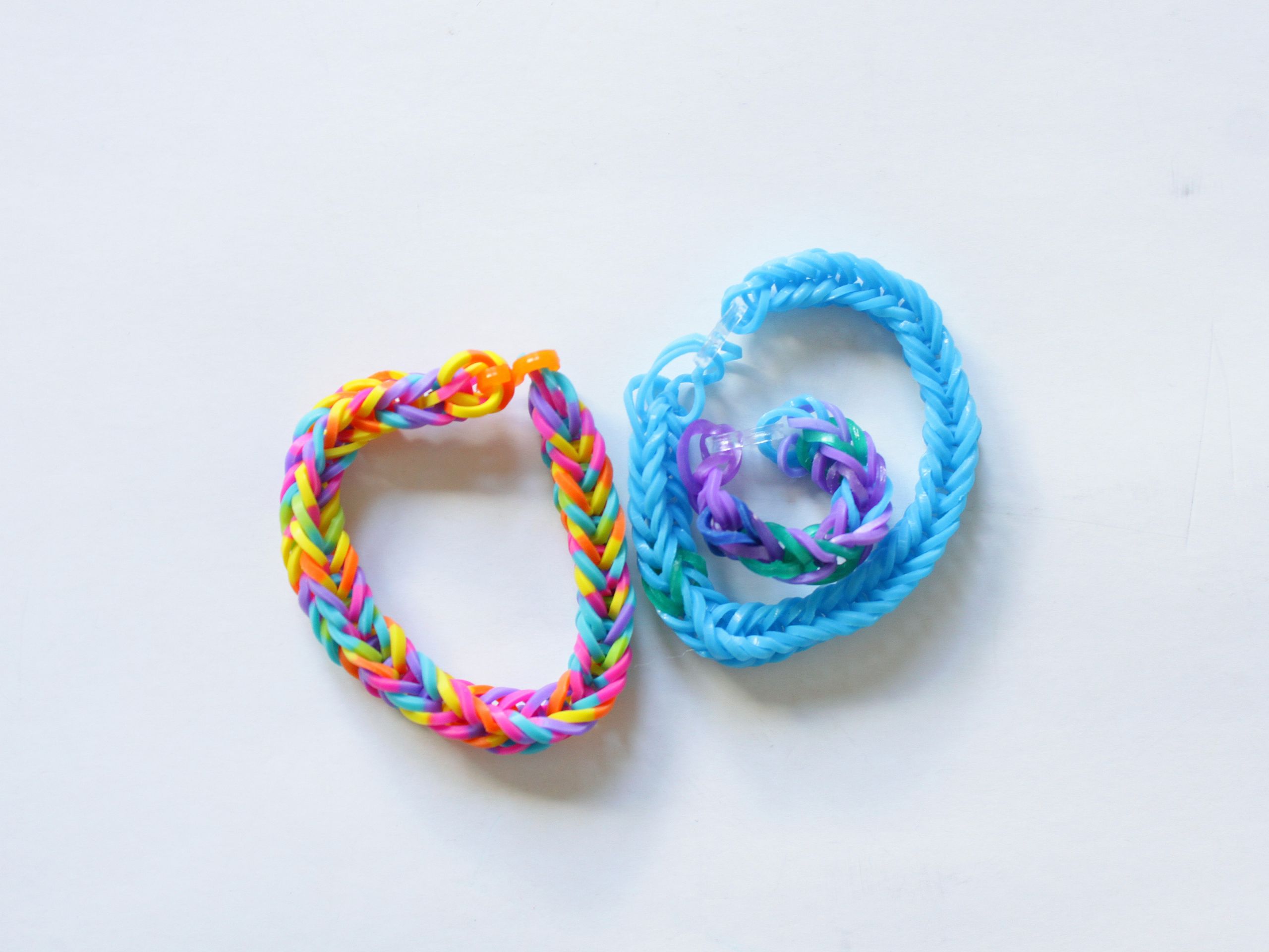 Rubber Band Bracelets
 How to Create a Bracelet out of Mini Rubberbands 14 Steps