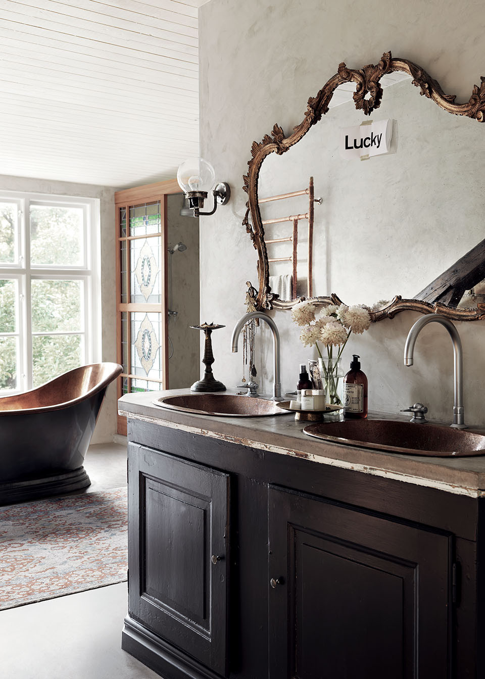 Rustic Bathroom Vanity Mirrors
 Top 10 Most Gorgeous Living Spaces Featuring STUNNING