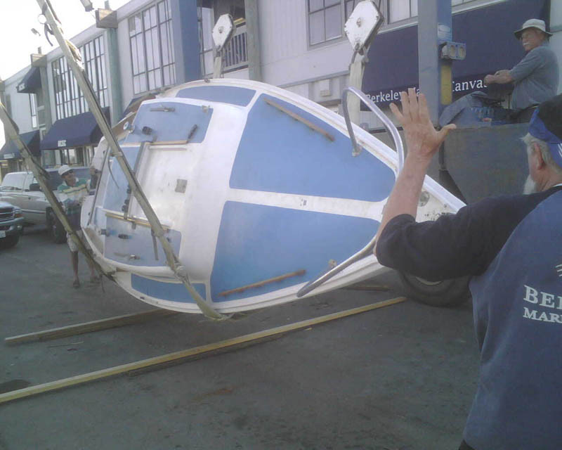 Sailboat Deck Paint
 James Dilworth Restoring a Santana 22 Haulout