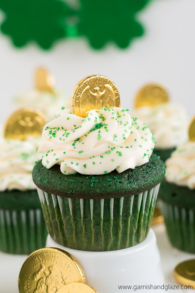 Saint Patricks Day Cupcakes
 Green Velvet St Patrick s Day Cupcakes Garnish & Glaze