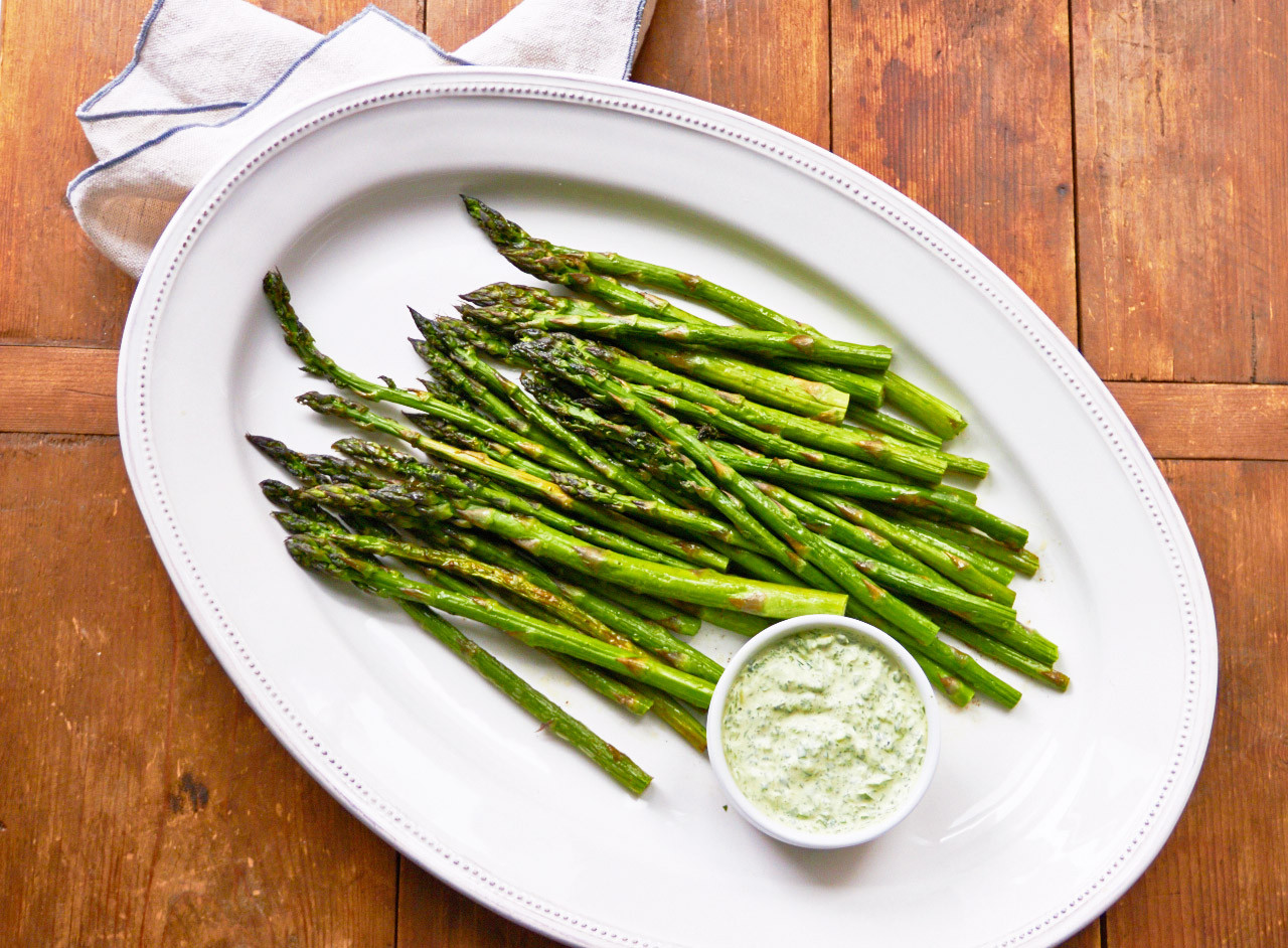 Sauces For Asparagus
 Asparagus with Herb Dipping Sauce Recipe — The Mom 100