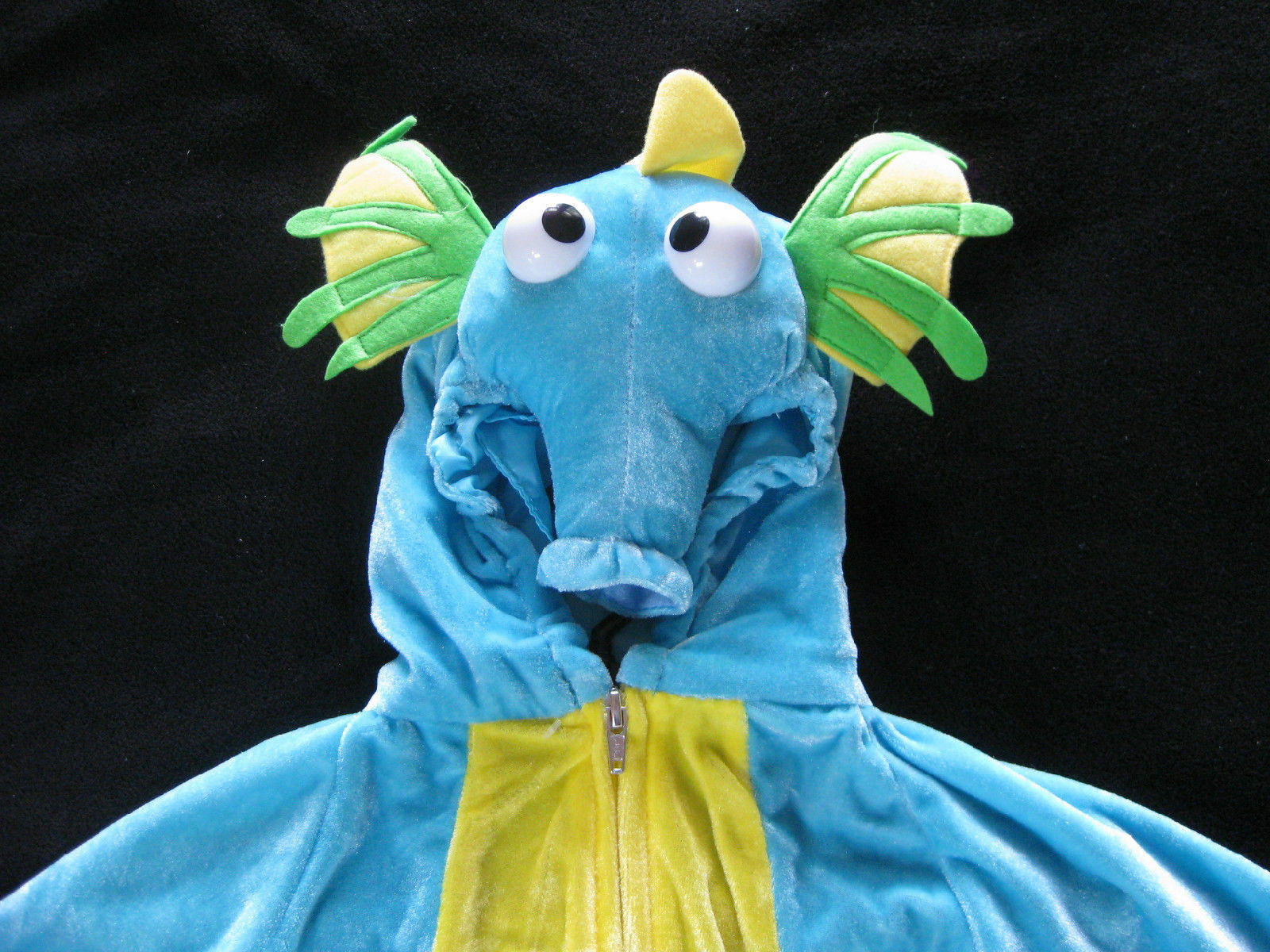 Seahorse Costume DIY
 How to Make a DIY Seahorse Costume