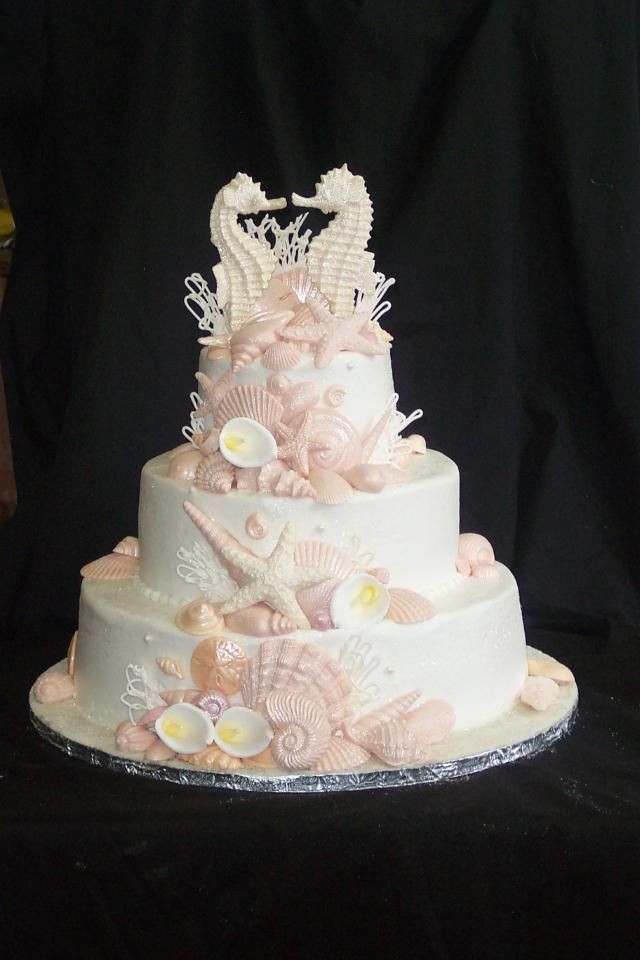 Seashell Wedding Cake
 seashell cake with seahorses