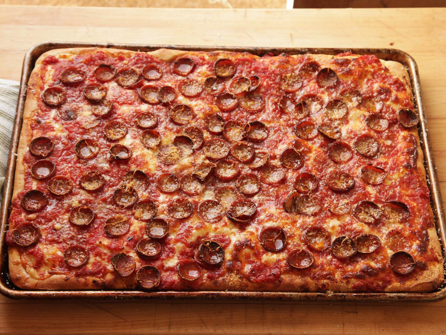 Serious Eats Pizza Sauce
 Sicilian Pizza With Pepperoni and Spicy Tomato Sauce