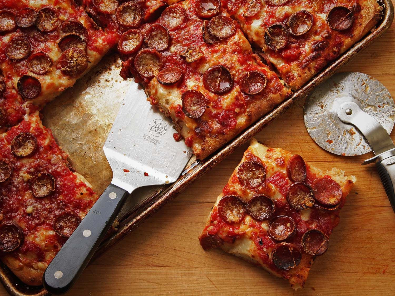 Serious Eats Pizza Sauce
 Sicilian Pizza With Pepperoni and Spicy Tomato Sauce