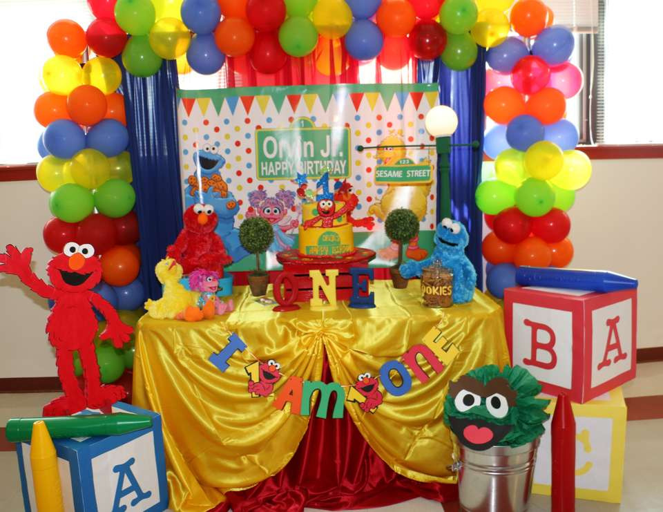 Sesame Street Centerpieces Birthday Party
 Birthday "Elmo Sesame Street 1st Birthday "