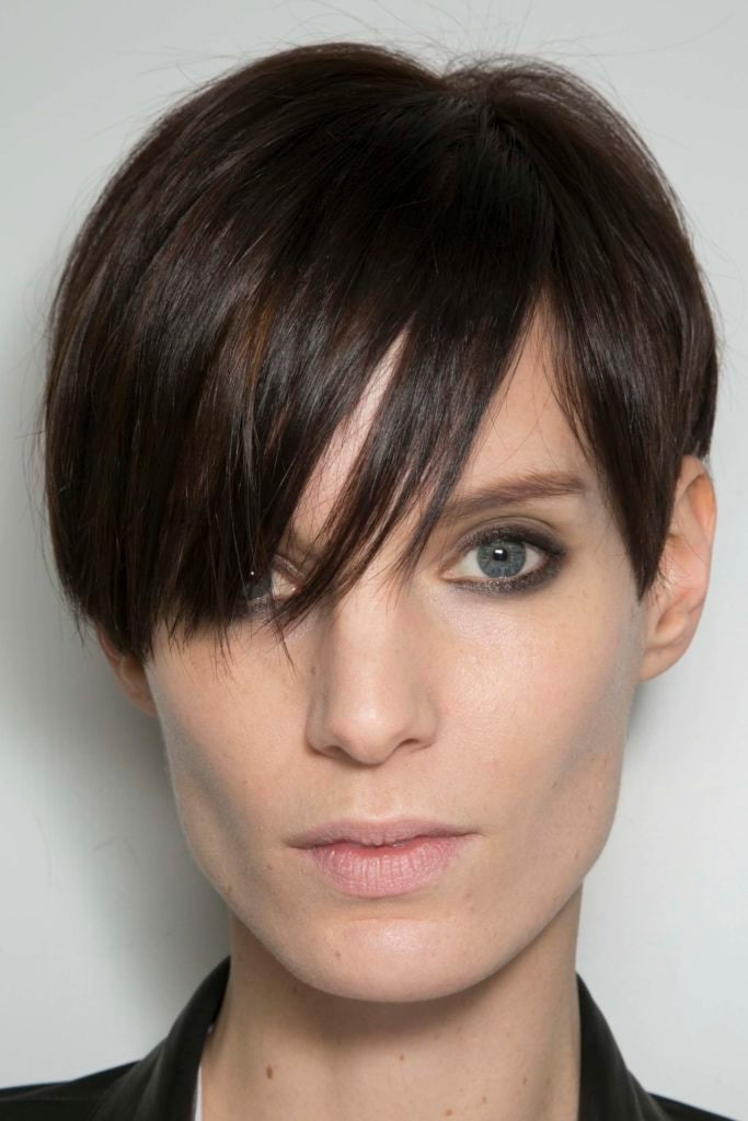 Short Haircuts For Square Faces
 5 of The Best Short Haircuts for Square Faces