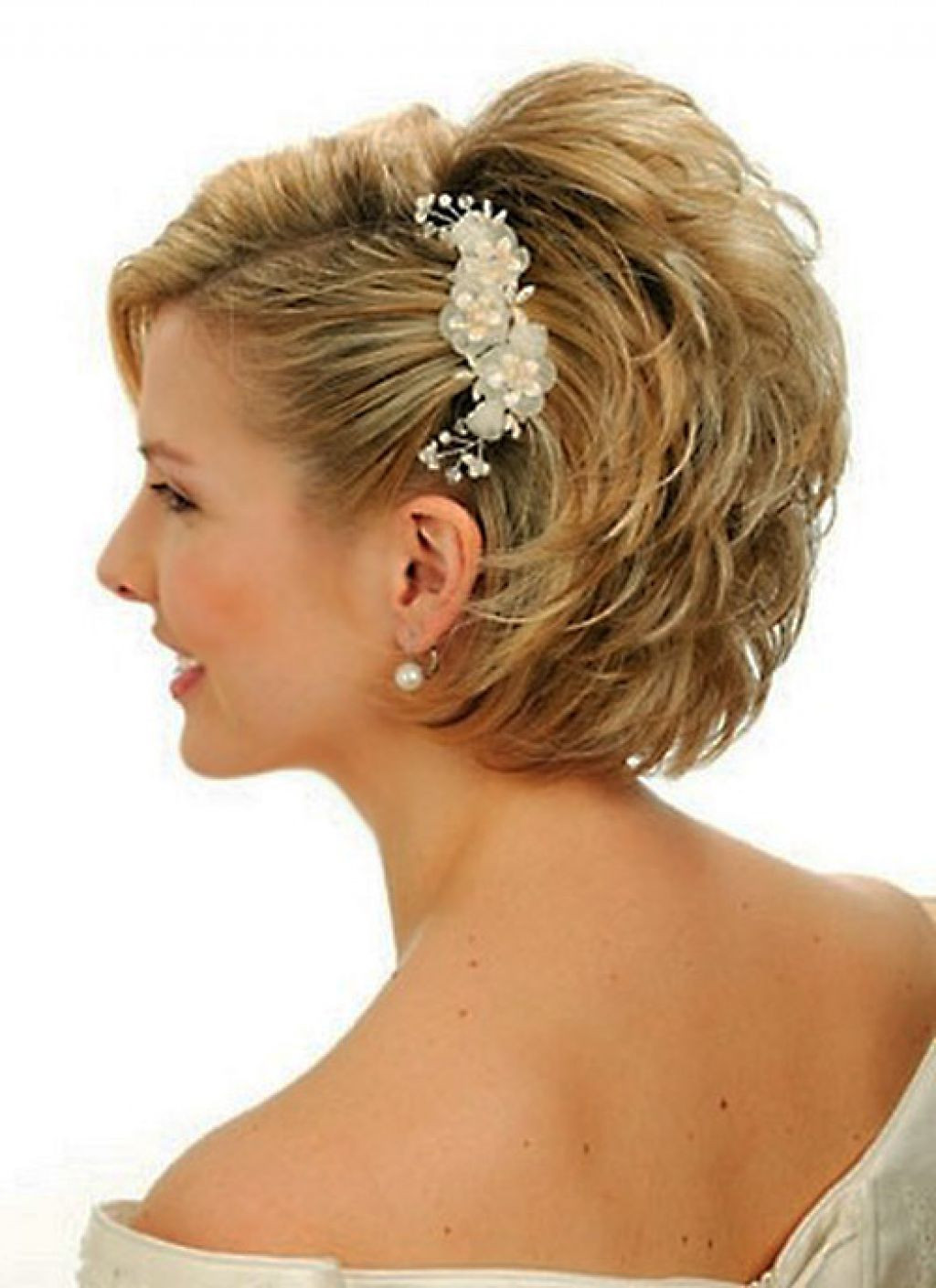 Short Hairstyle Updos For Wedding
 Short Wedding Hairstyles That Makes You Princess Ohh My My