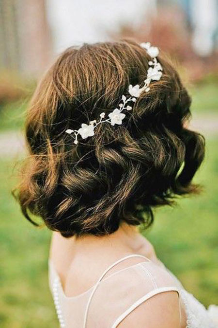Short Hairstyles Bridesmaid
 23 Amazing Short Hairstyles for Weddings