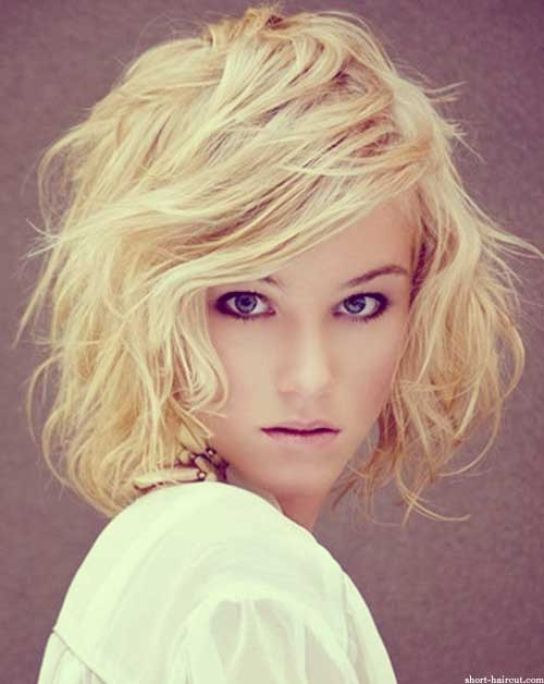 Short To Medium Layered Haircuts
 Top 10 Short Hairstyles for Women