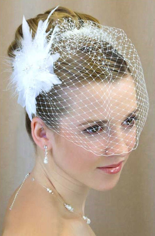 Short Wedding Hair With Veil
 glueless full lace wigs Confidence and lovely short