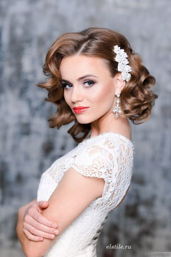 Short Wedding Hairstyles For Brides
 23 Perfect Short Hairstyles for Weddings Bride Hairstyle