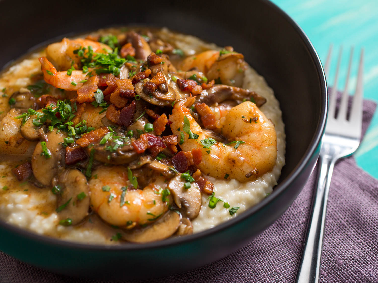 Shrimp And Cheddar Grits
 Upgrade Your Shrimp and Grits With Mushrooms Bacon and