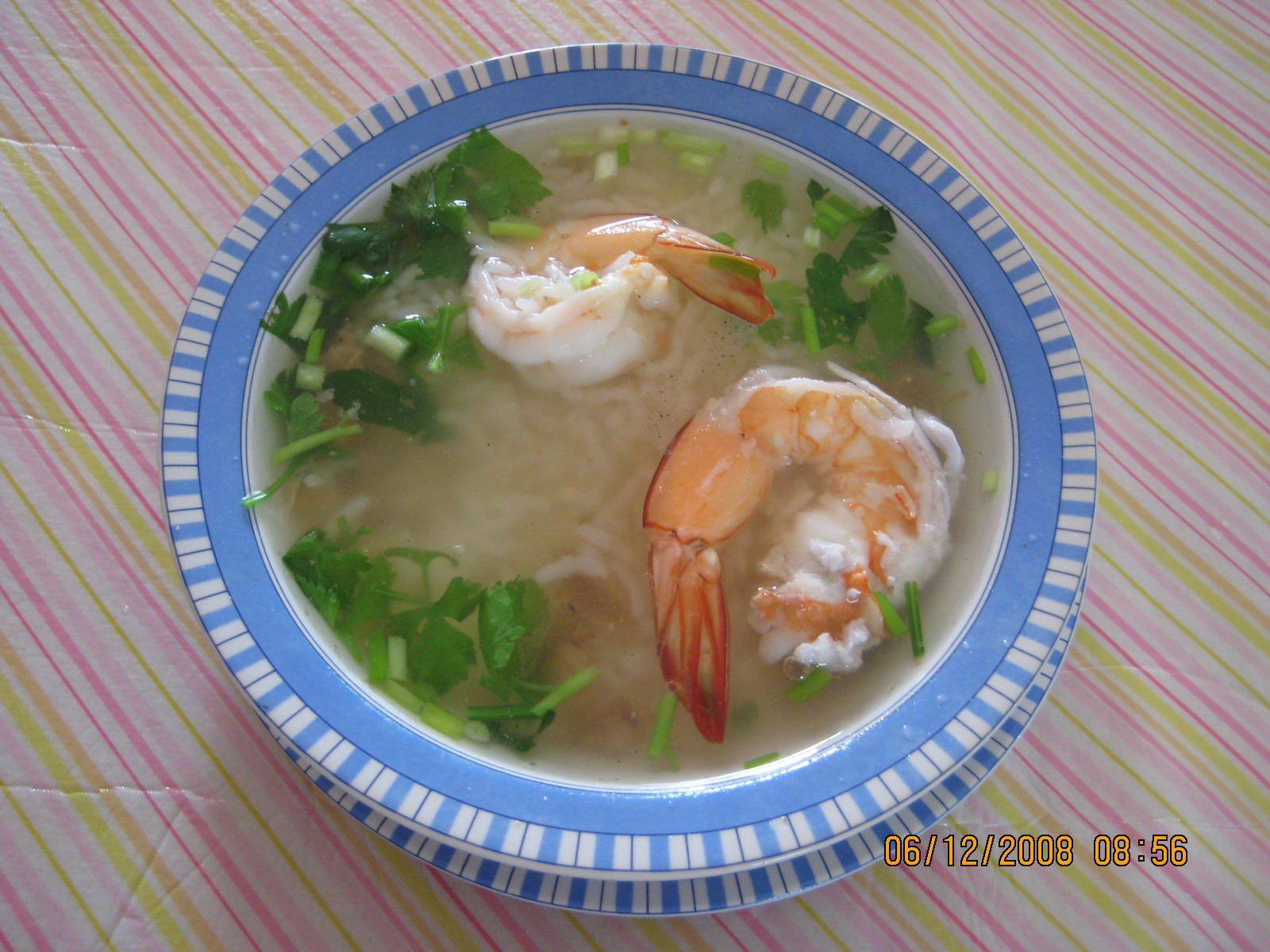 Shrimp And Rice Soup
 Shrimp rice soup