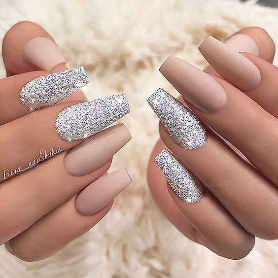 Silver Glitter Acrylic Nails
 39 Acrylic Nail Designs For Summer Fall Winter and Spring