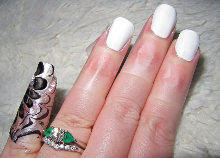 Silver Nail Designs
 Black and Silver Manicure