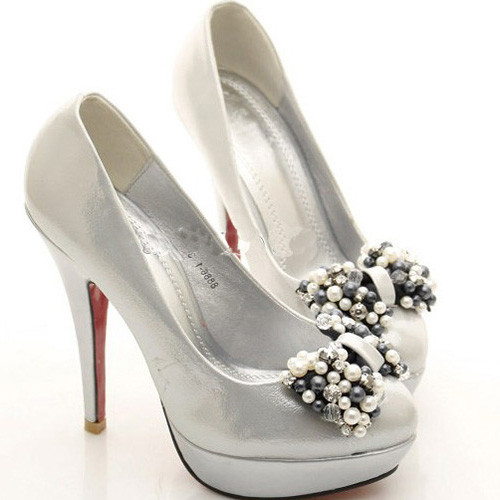 Silver Shoes For A Wedding
 Wedding Lady Beautiful Silver Wedding Shoes