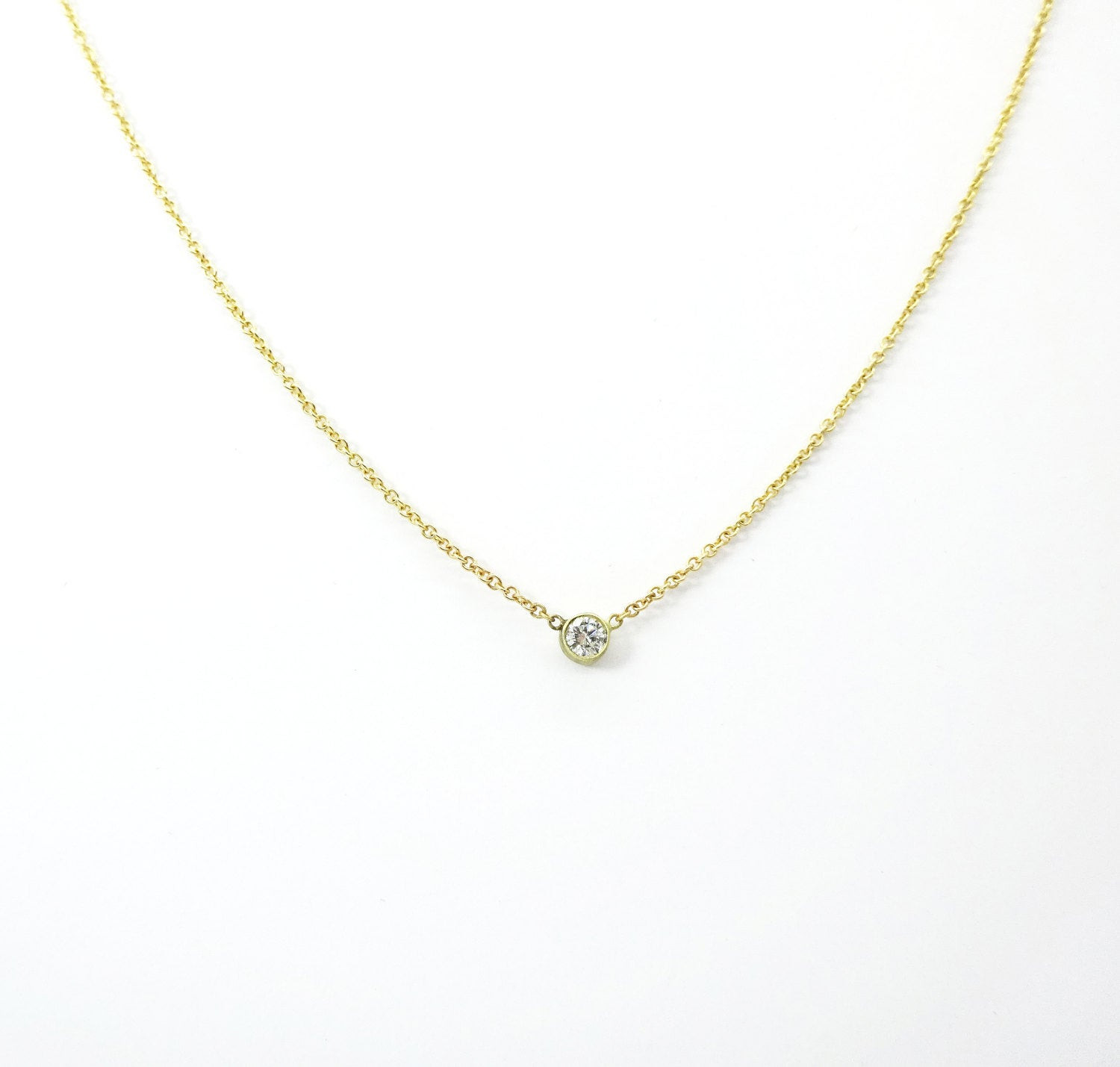 Simple Diamond Necklace
 Round Diamond Necklace Gold Diamond Pendant Simple Diamond