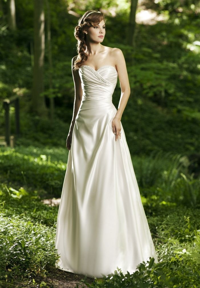 Simple Wedding Dress
 WhiteAzalea Simple Dresses April 2012