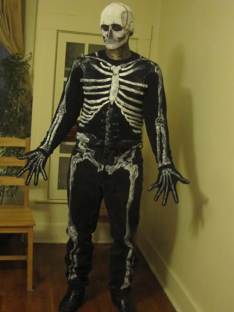 Skeleton Costume DIY
 Mike is Bored Accurate Skeleton Costume