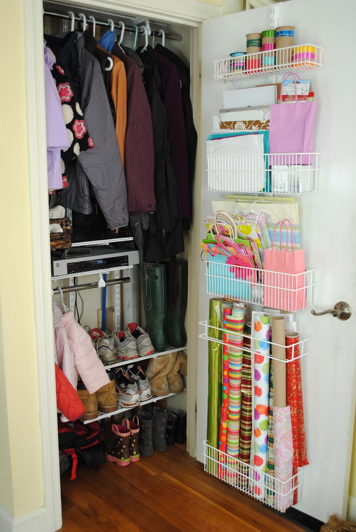 Small Bedroom Organizing Ideas
 Meet storage your new best friend