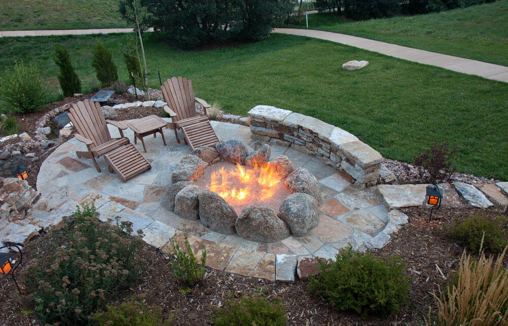 Small Fire Pit For Balcony
 60 Backyard and Patio Fire Pit Ideas Different Types with